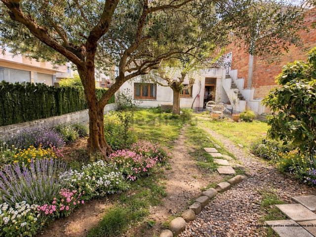 Chalet, Girona