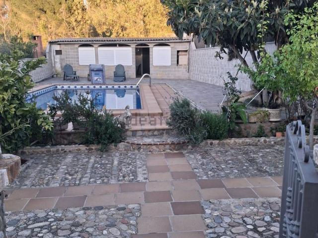 Chalet, Girona