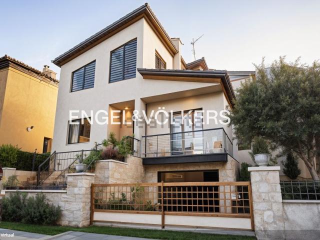 Chalet, Girona