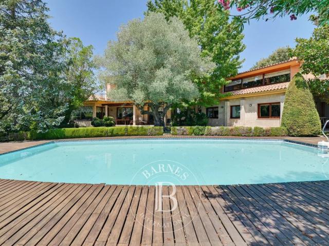 Chalet, Girona