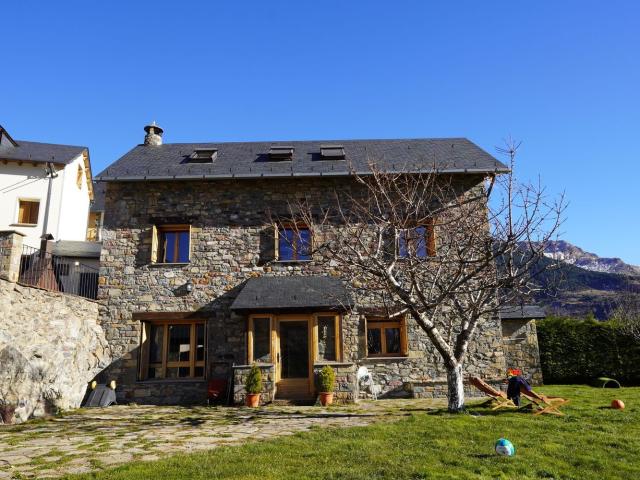 Chalet, Gistain