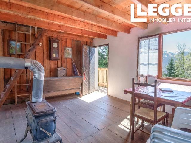 Chalet d’alpage avec vue panoramique, terrain et garage versant sud vallée de Bozel proche 3 vallées
