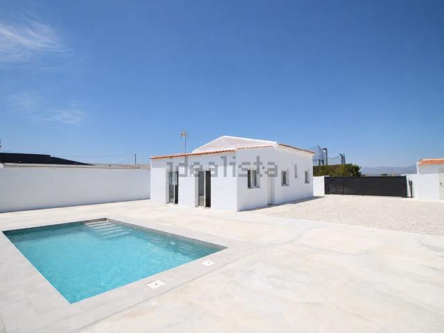 Chalet, Dolores
