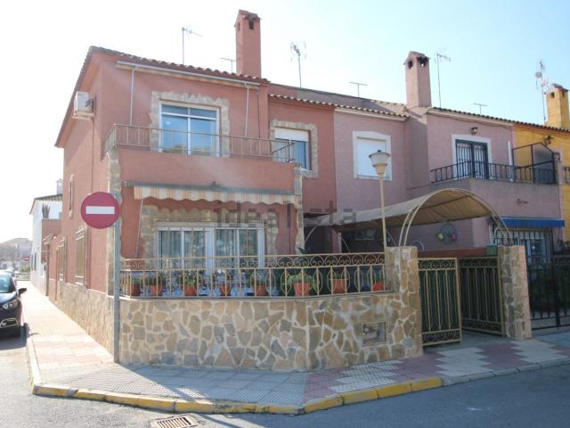 Chalet, Dolores