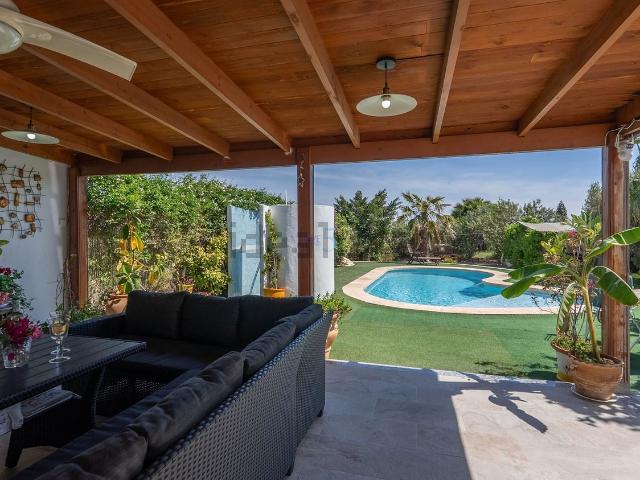 Chalet, Daya Nueva
