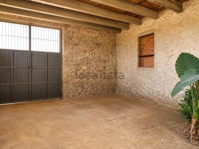 Chalet, Darnius