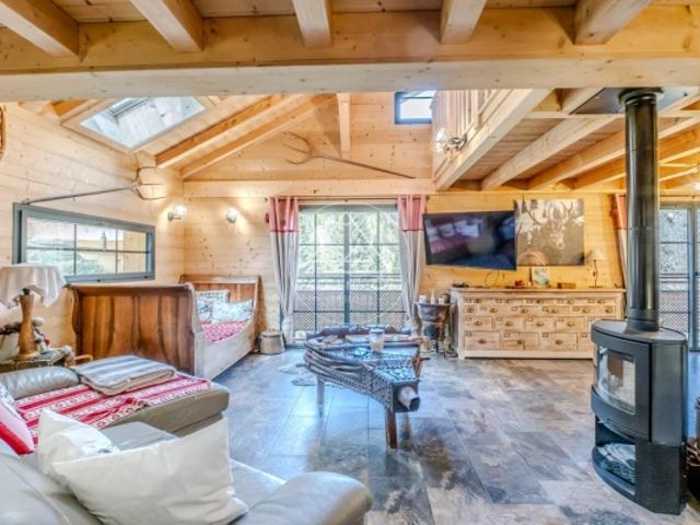 Chalet d'exception à Essert Romand, secteur Graydon, au cœur des Portes du Soleil