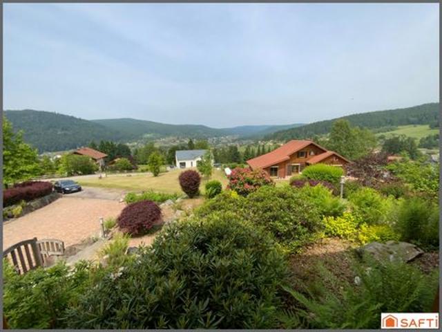 Chalet d'exception avec grand terrain paysagé de 2000 M2, proximité des pistes et de la nature, emplacement rare