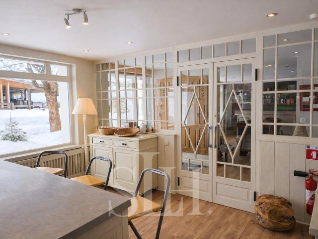 CHALET D'EXCEPTION SKI IN /SKI OUT ET FORT POTENTIEL LOCATIF EXCEPTIO