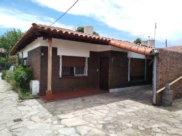 Casa en alquiler en Colectora Acceso Norte - Cochera