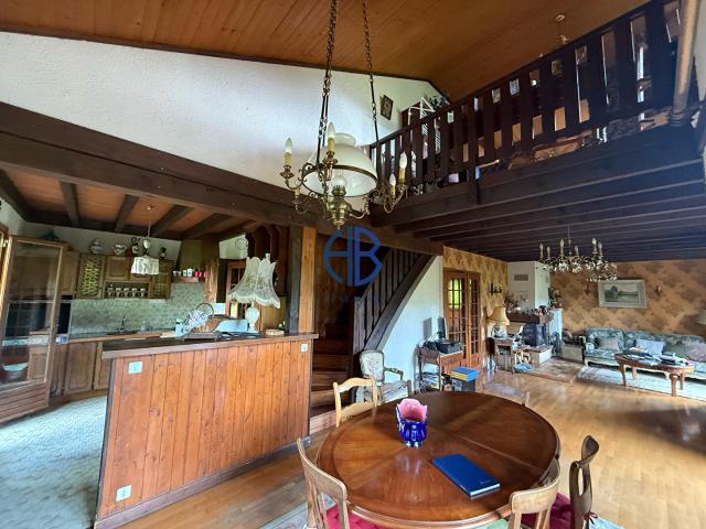 Chalet de 113 m2 + sous sol sur 7500m2 de terrain