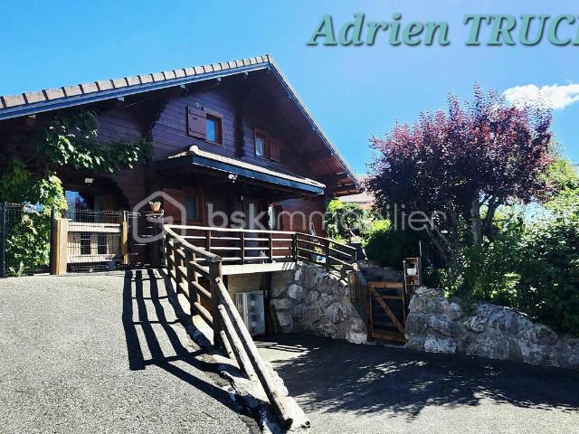 Chalet de 170 m² Sous sol Studio Terrain de 1200 m²
