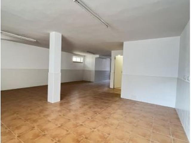 Chalet de 301 m² con gran garaje y parcela en El Álamo