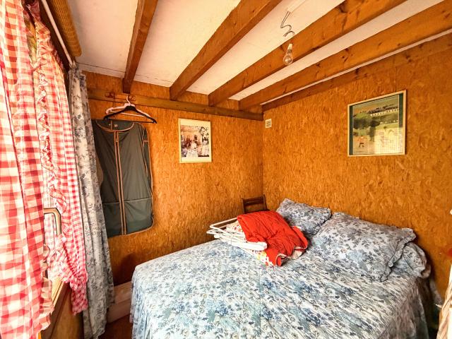 Chalet de 30 m2, sur un terrain de 1100 m2