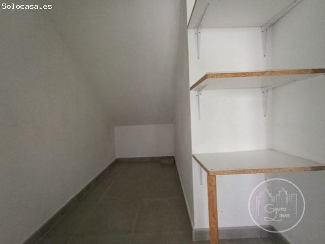 CHALET DE 4 DORMITORIOS, GARAJE PARA DOS COCHES Y AMPLIOS ESPACIOS EN EL FRESNO