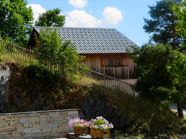 Chalet de 5 chambres orienté au sud avec vues panoramiques à. m² Villard Reculas