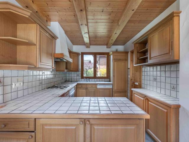 Chalet de 5 chambres orienté sud est à vendre à Combloux A I