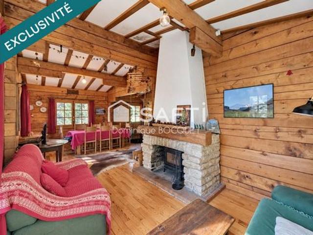 Chalet de caractère – 3 chambres – Terrain de 1 616 m² – Fort potentiel locatif