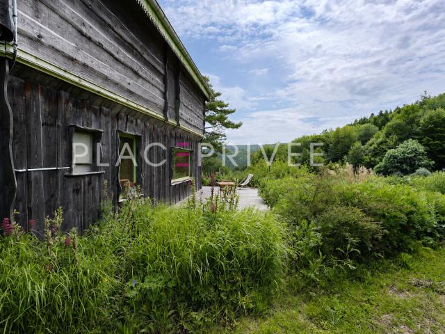 Chalet de charme meublé avec jardin
