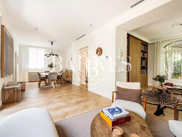 Chalet de diseño donde la ciudad y la naturaleza se encuentr. 405m² Madrid
