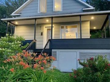 House for rent in T, Brossard