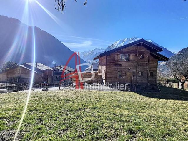 Chalet de luxe à louer à l’année – 6 pièces – 232 m² – Val de Bagnes Cries