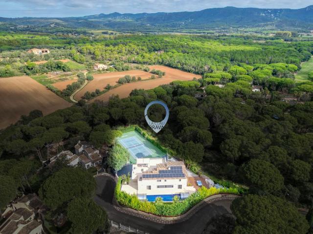 Chalet de lujo de 662 m2 en venta Santa Cristina de Aro, España