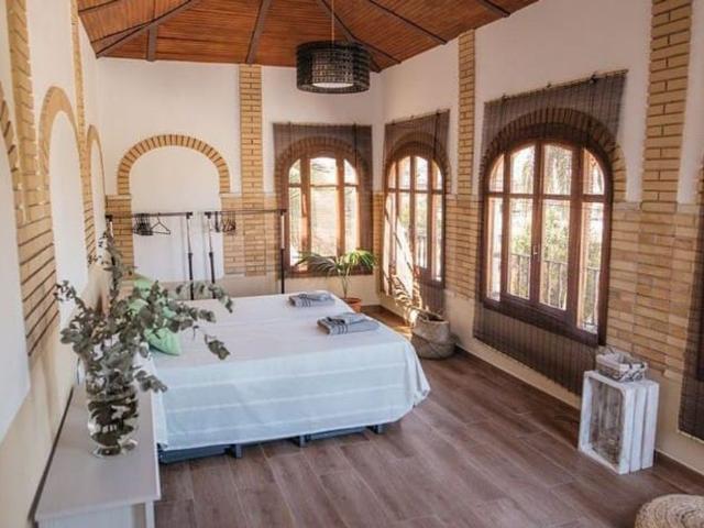 Chalet de lujo de 2 dormitorios en alquiler Córdoba, Andalucía