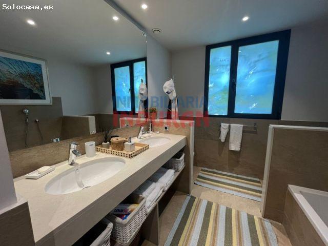 Chalet de Lujo en Urbanización Exclusiva La Isla de Valdecañas