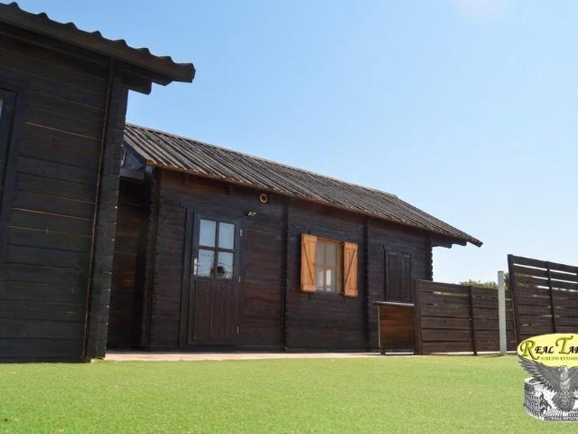 Chalet de madera en parcela urbana de 809 m2 en Mas del Plata Cabra del Camp