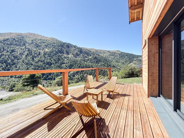 Chalet de ski contemporain avec 5 chambres à vendre près de. m² Valmeinier
