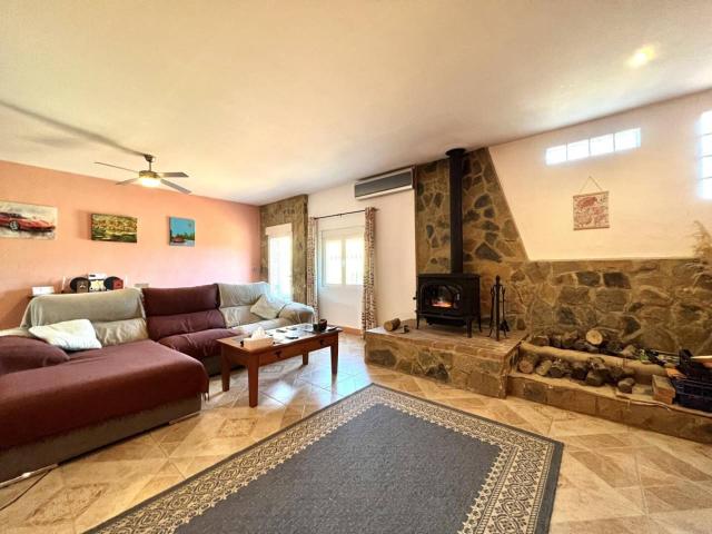 Chalet de venta en L'Olleria