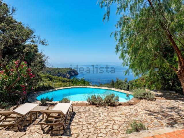 Chalet, Deià