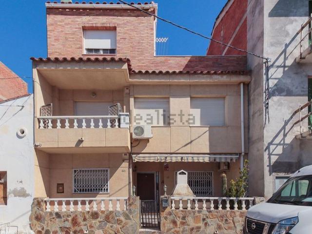 Chalet, Deltebre