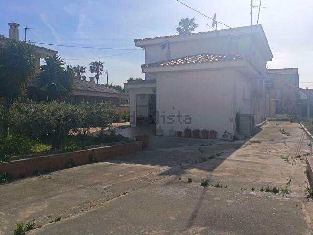 Chalet, Deltebre