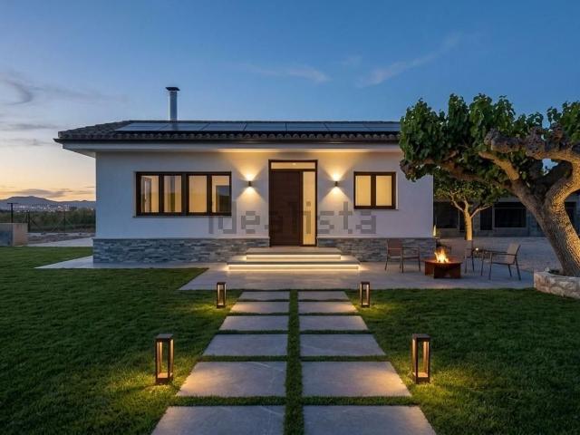 Chalet, Deltebre
