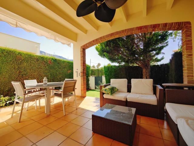 Chalet, Denia
