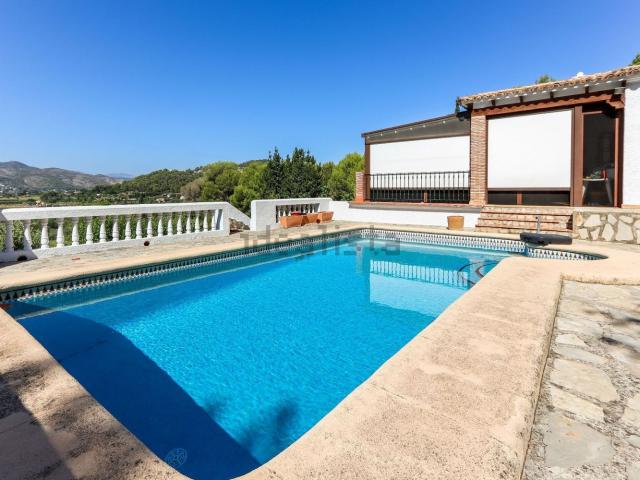 Chalet, Denia