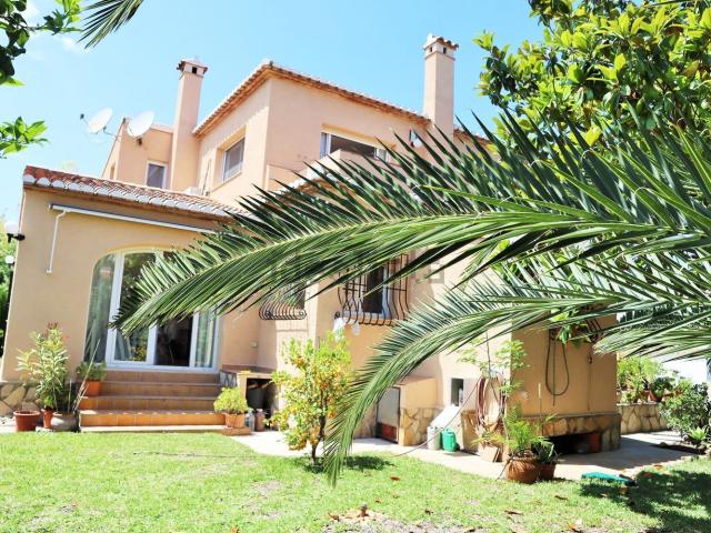 Chalet, Denia