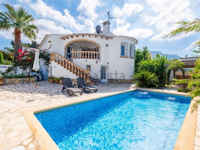 Chalet, Denia