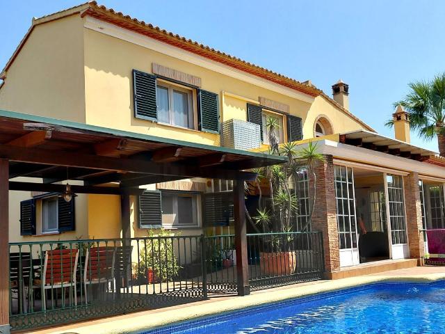 Chalet, Denia