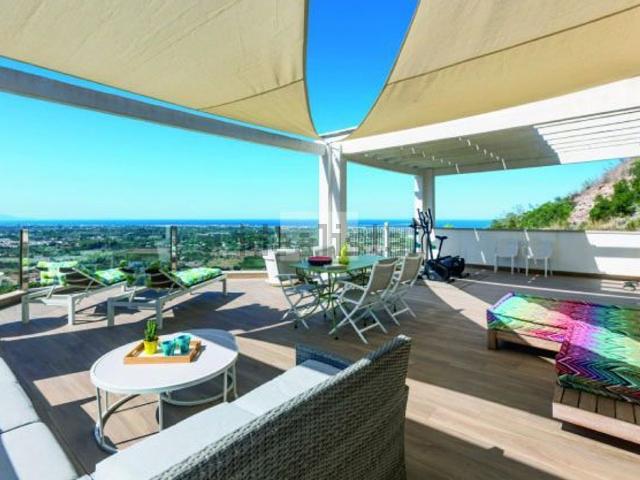 Chalet, Denia