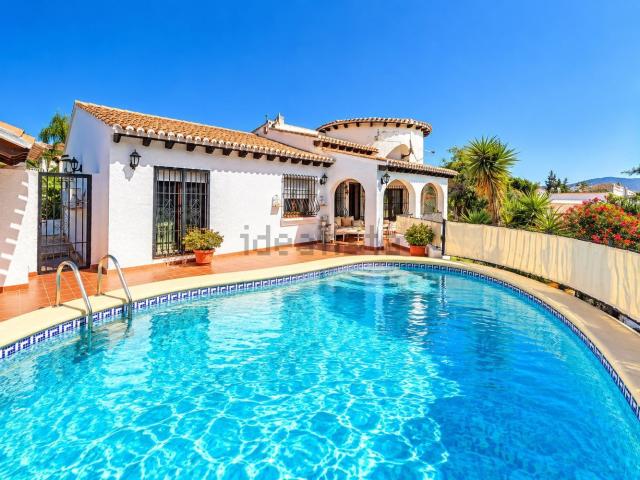 Chalet, Denia