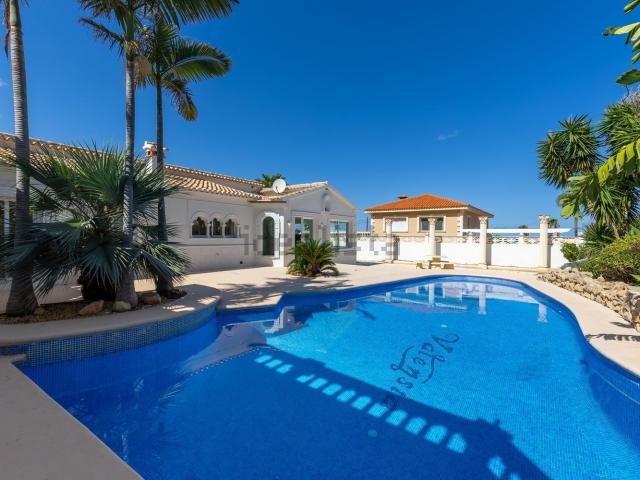 Chalet, Denia
