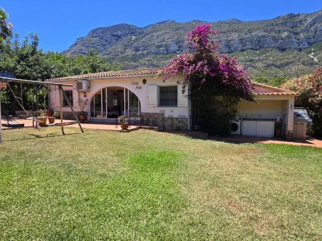 Chalet, Denia