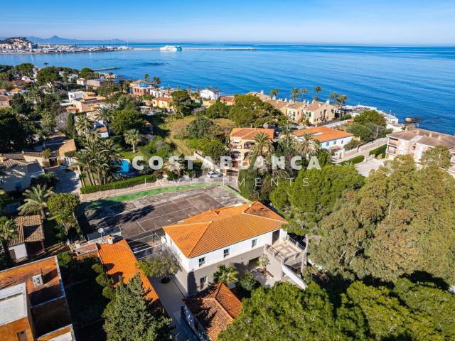 Chalet, Denia