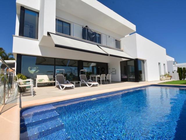 Chalet, Denia