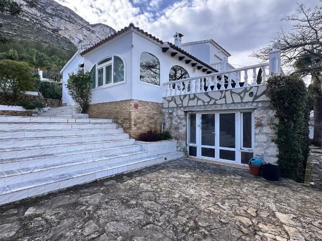Chalet, Denia