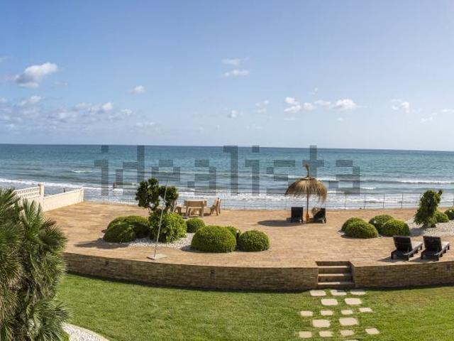 Chalet, Denia