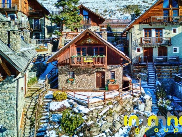 Chalet di lusso in vendita Frazione Bessen Alto, Sauze di Cesana, Provincia di Torino, Piemonte